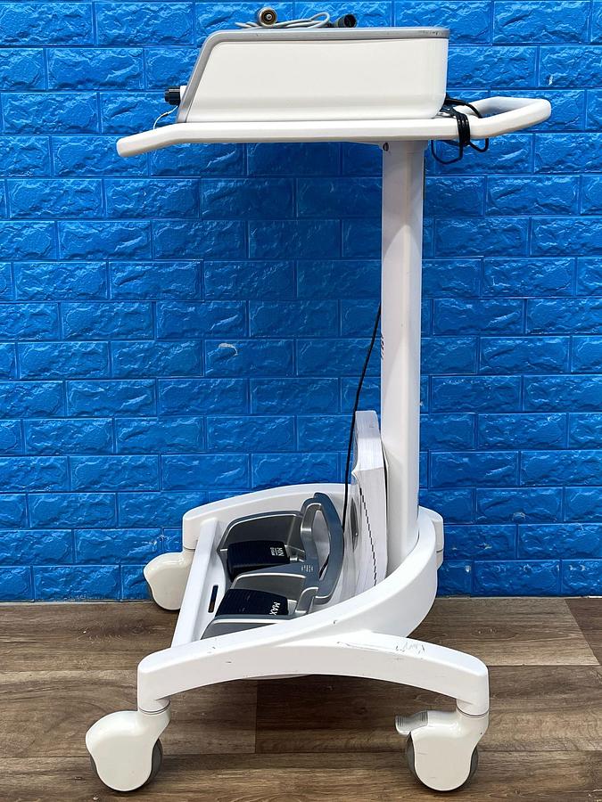 Used ETHICON GEN 11 YOM: 2011  With Ethicon Harmonic Hand Piece