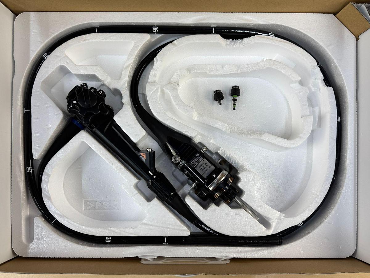 Used Olympus Evis X1 CV-1500 Endoscopy with Gastro GIF-HQ190 / Colono CF-HQ190L Includes: Olympus Evis X1 CV-1500 Processor Olympus MAJ-1921 Keyboard Olympus OFP-2 Flushing Pump Olympus UCR Gas Insufflator with hose Olympus MAJ-901 Water Bottle Olympus GIF-HQ190 Gastroscope with case and Air/Water/Suction valve Olympus CF-HQ190L Long Colonoscope with case and Air/Water/Suction valve