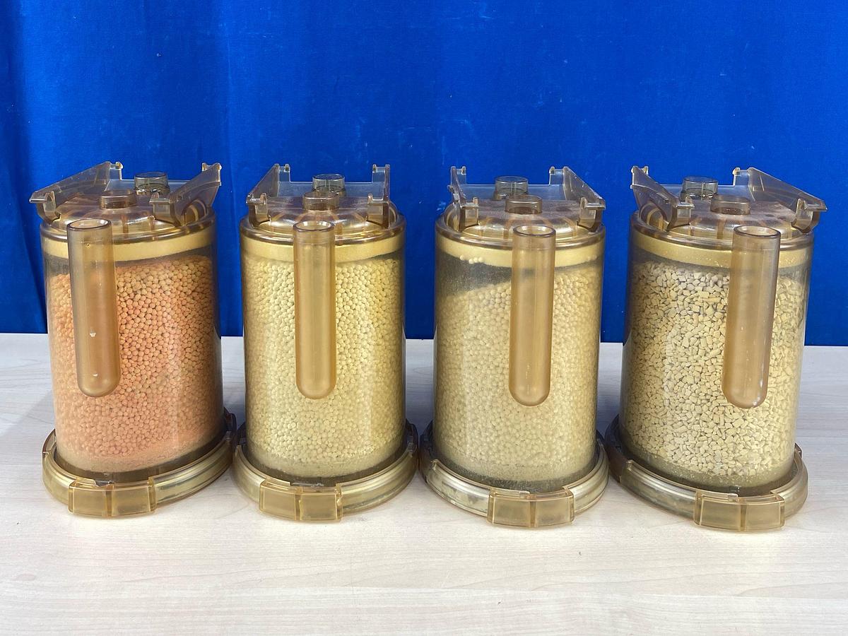 Used GE Anaesthesia Absorbent Canister Autoclave Reusable REF: 1407-7004-000