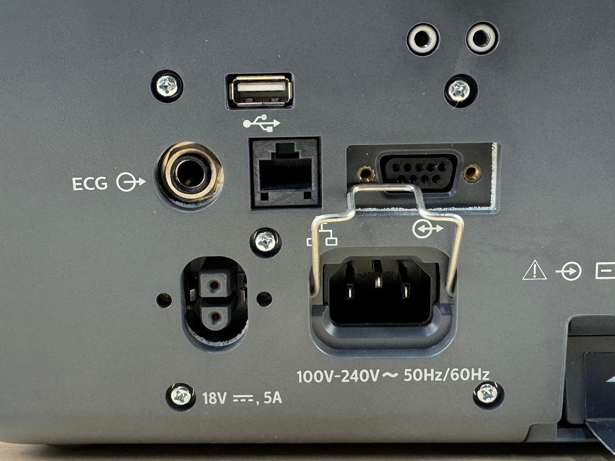 Used Philips HeartStart Intrepid Defibrillator YOM: 2019 