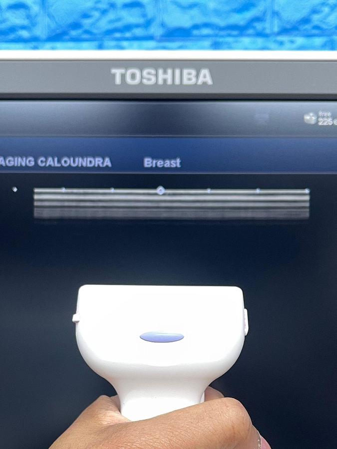 Used TOSHIBA Ultrasound Aplio 500 YOM: 2015 