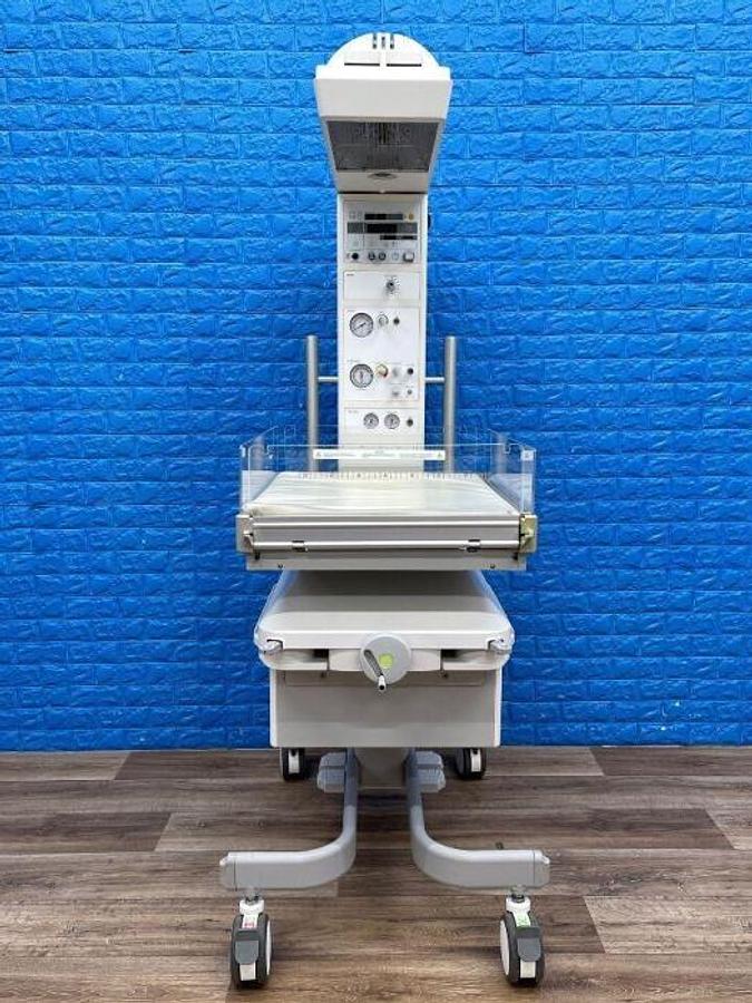 Used 2016 - DRAGER Resuscitaire