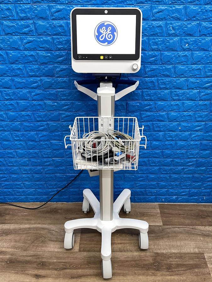 Used GE B125 Patients Monitor YOM: 2020 Include E-miniC Gass Module Without battery.
