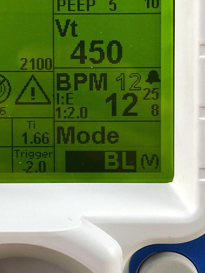 Used ZOLL 731 ventilator, YOM: 2019 Ventilator