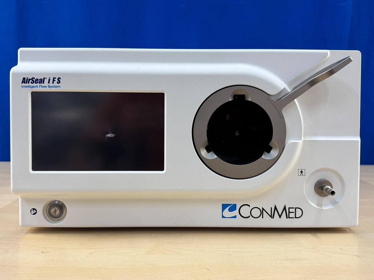 Used ConMed Airseal I.F.S Intelligent Flow System REF: AS-iFS2 / F121 EU YOM: 2020