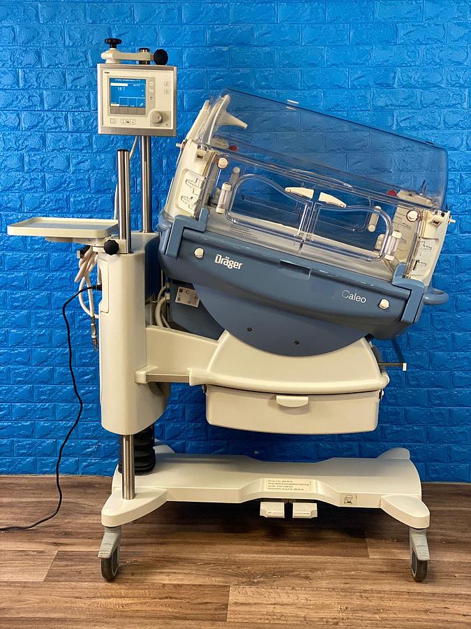 Used Dräger Baby Incubator Caleo YOM:2009