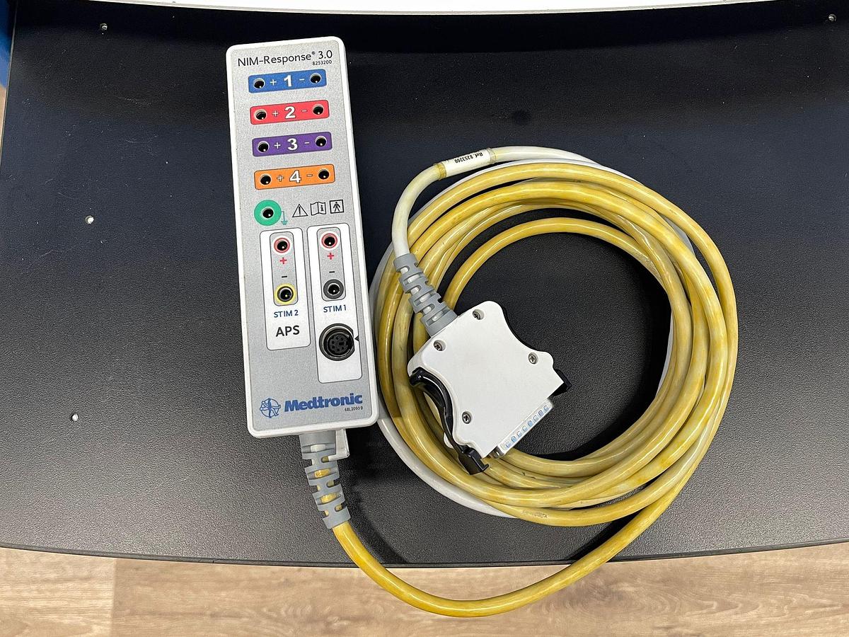 Used Medtronic NIM-Response 3.0 Includ Medtronic NIM-Response 3.0 REF: 8253200