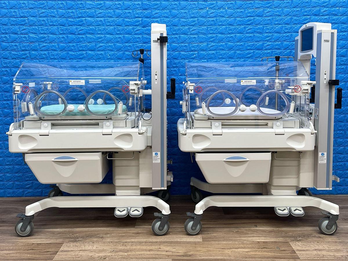 Used GE Giraffe Infant Incubator, YOM:2018, YOM:2018