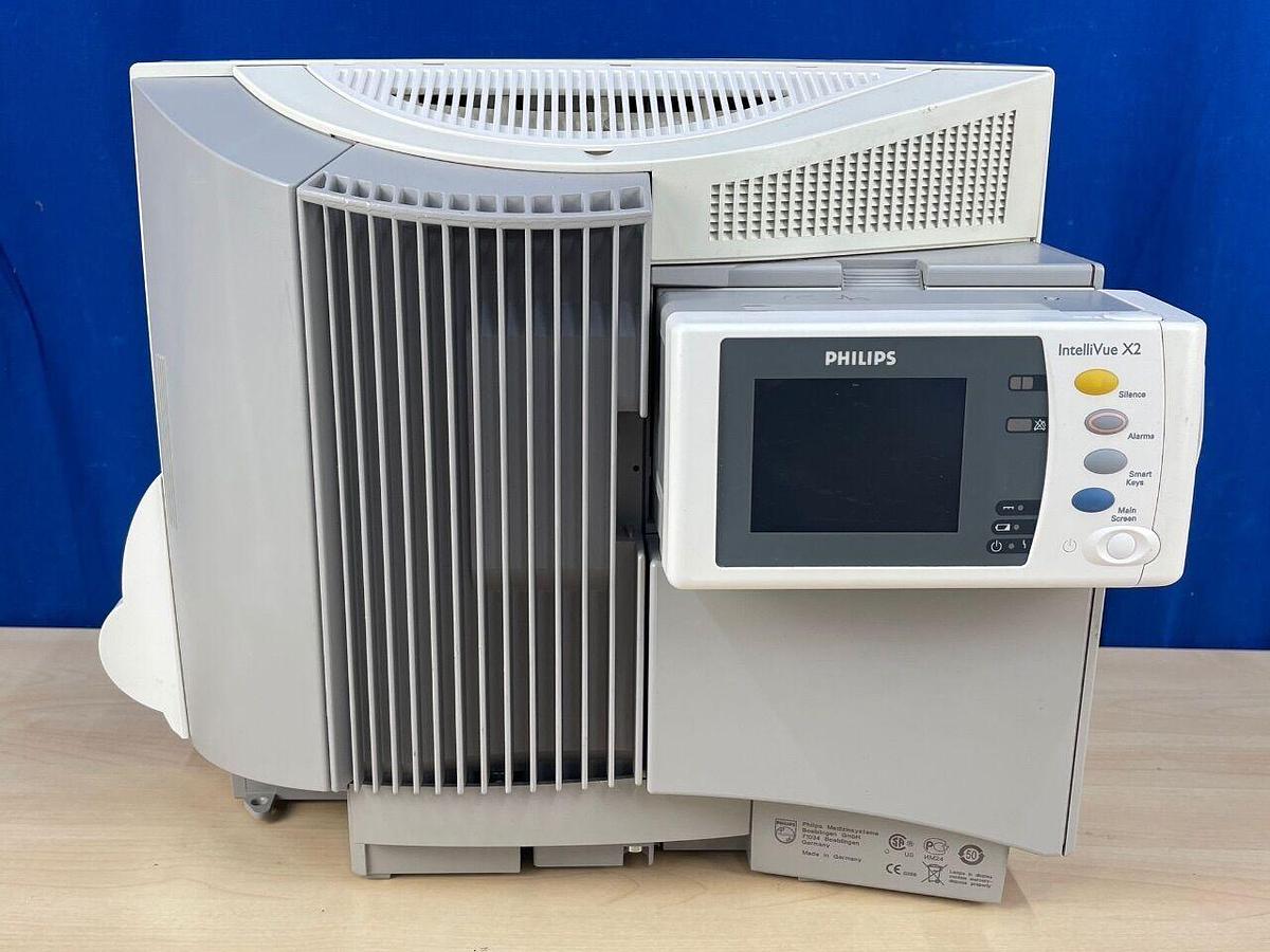 Used PHILIPS Patient monitor MP70 YOM