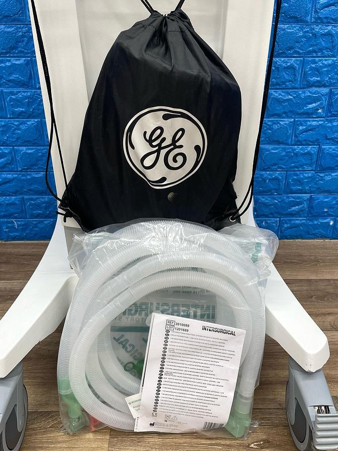 Used GE R860 Ventilator HR: 10203 YOM: 2020