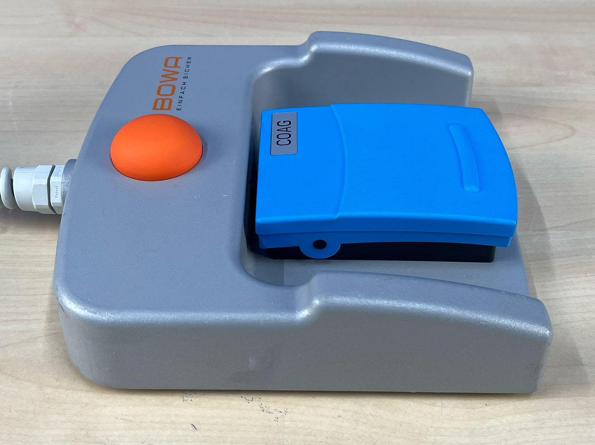 Used Bowa Einfsch Sicher Foot switch, RF: 901-011.