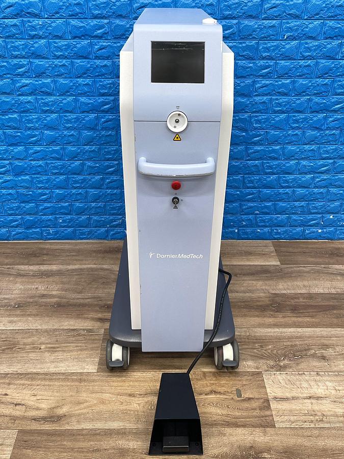 Used DORNIER Holmium Laser Medilas H 20 YOM: 2009 Include Foot switch Laser - Holmium