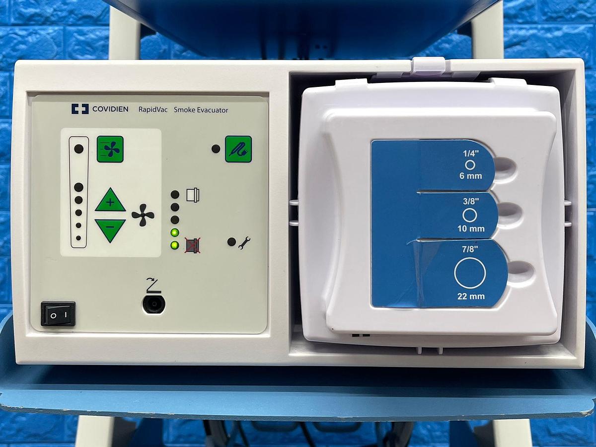Used COVIDIEN Valleylab FT10 YOM: 2018 Includes Smoke Evacuator YOM: 2018 Monopolar and Bipolar Foot switch Electrosurgical Unit