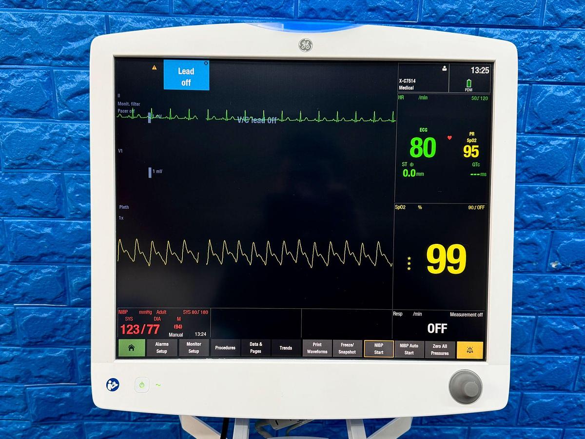 Used GE CareScape B850 Patient Monitor YOM: 2020