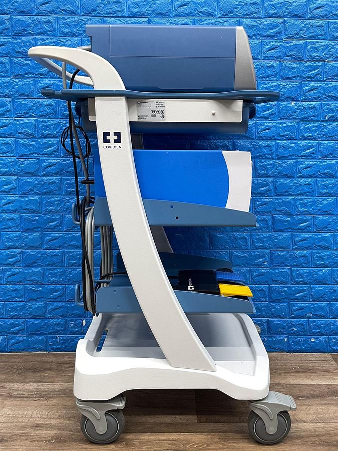 Used COVIDIEN Valleylab FT10 YOM: 2018 Includes Smoke Evacuator YOM: 2018 Monopolar and Bipolar Foot switch Electrosurgical Unit