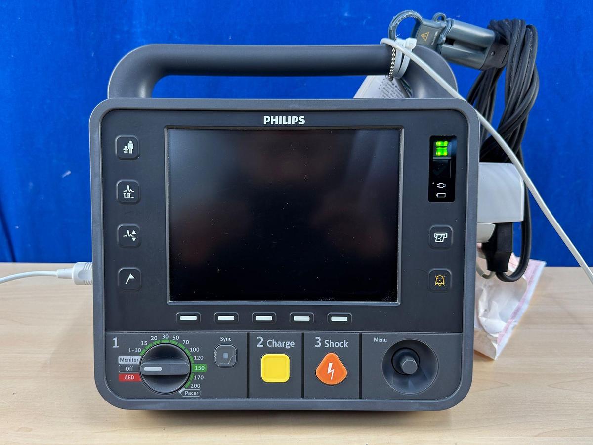 Used Philips HeartStart Intrepid Defibrillator YOM: 2019 