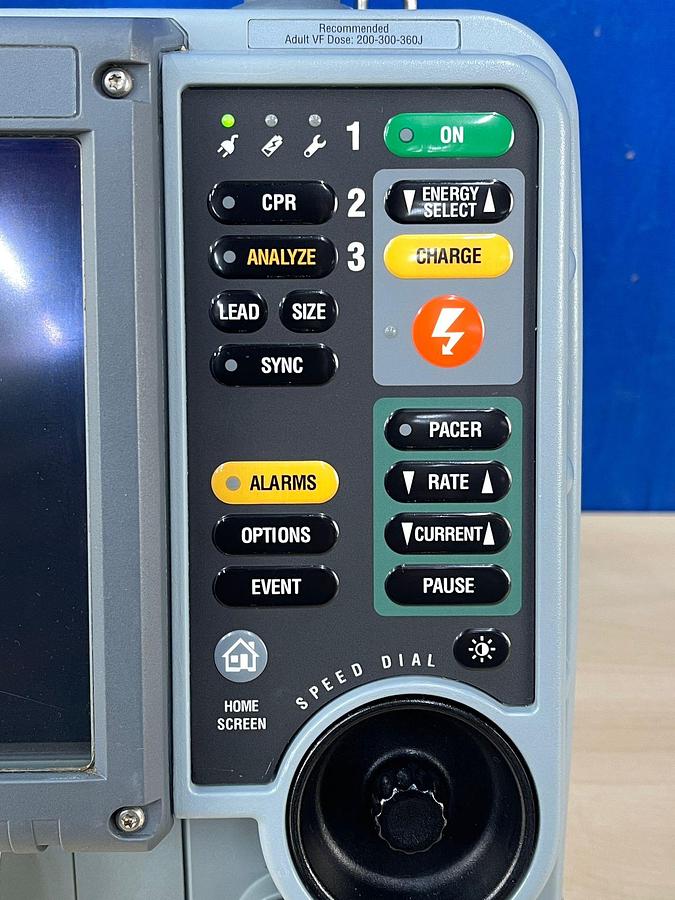 Used PHYSIO-CONTROL Lifepak 15 Defibrillator 6x 2018 2x 2013 V15-2 Defibrillator