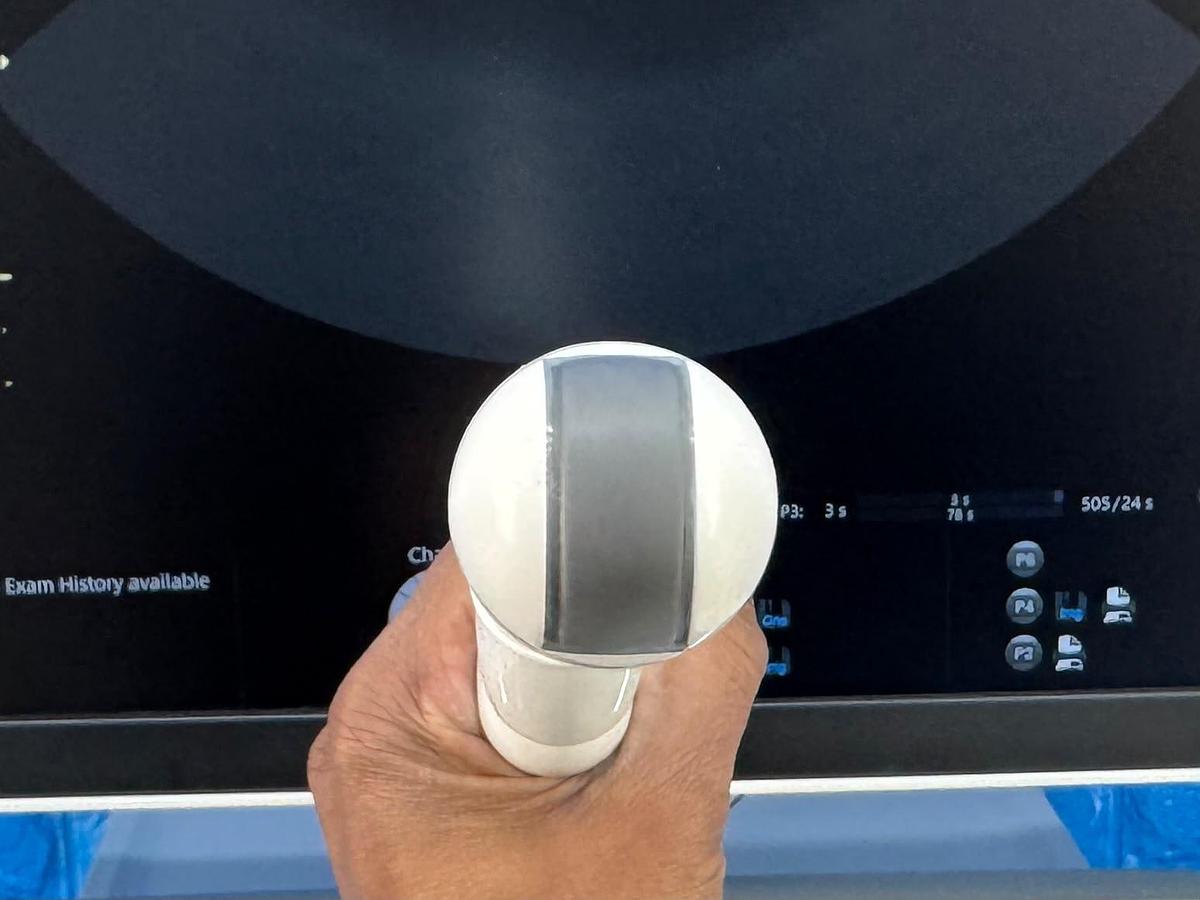 Used GE Voluson E8 Ultrasound YOM: 2019  Probes  - C1-6-D YOM: 2019 - C2-9-D YOM: 2014 - IC5-9-D 