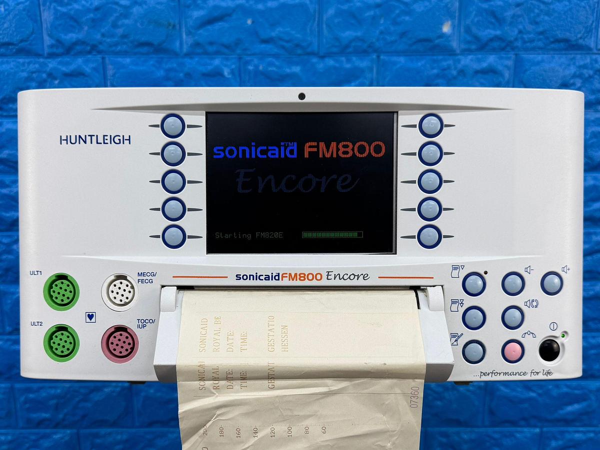 Used Huntleigh Sonicaid FM 800 Encore ECG SN: 751CX0401627-15 Include sonicaid IPX7 US Probe 