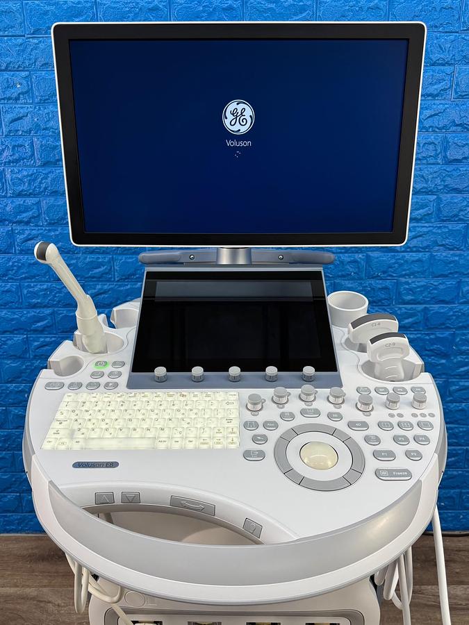 Used GE Voluson E8 Ultrasound YOM: 2019  Probes  - C1-6-D YOM: 2019 - C2-9-D YOM: 2014 - IC5-9-D 