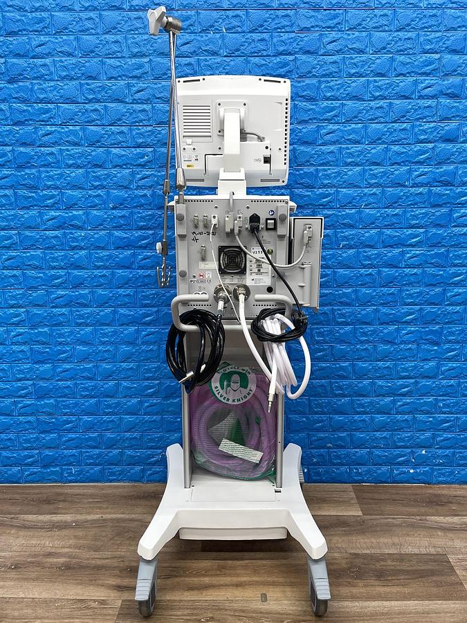 Used GE R860 Ventilator, YOM: 2020