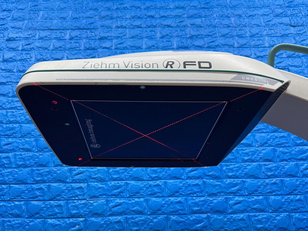 Used Ziehm Vision RFD 3D C-Arm YOM: 2020 