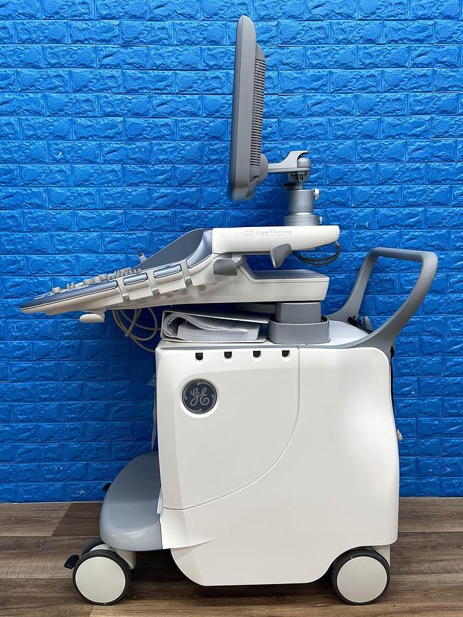 Used GE Voluson E8, YOM: 2011