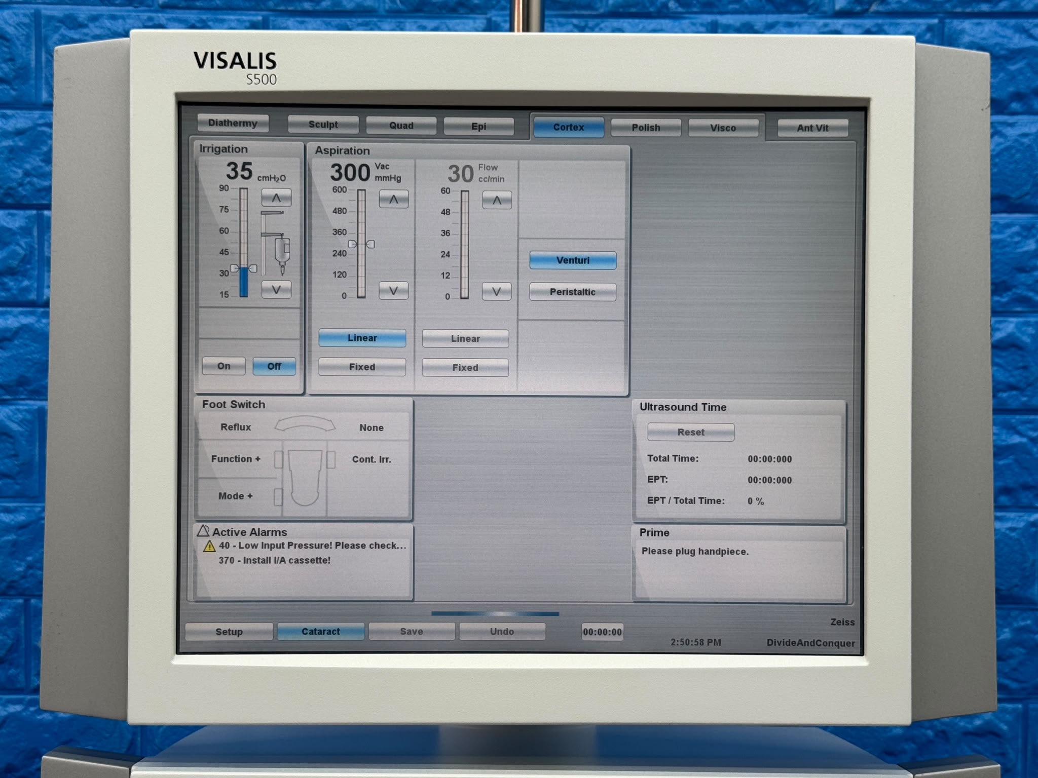 Used CARL ZEISS Visalia S500 REF: 640420 with 3 Hand Pieces YOM: 2013