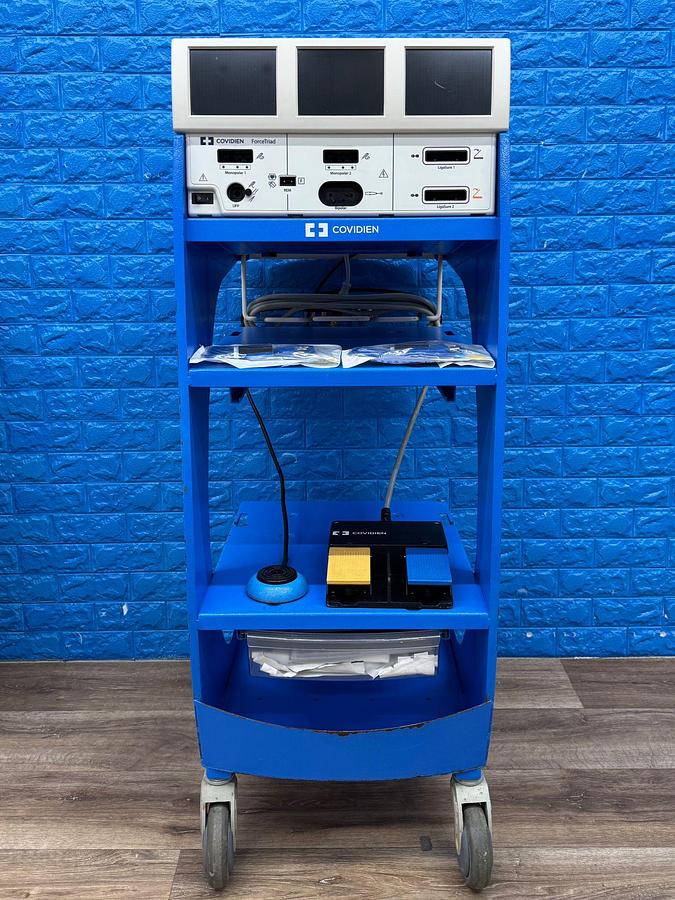 Used Covidien Force Triad  SW: 4.00.03 YOM: 2011 