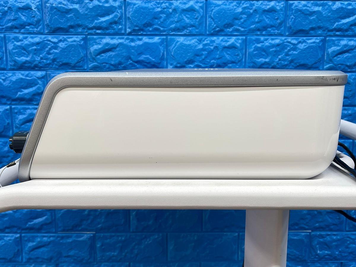 Used ETHICON GEN 11 YOM: 2011  With Ethicon Harmonic Hand Piece