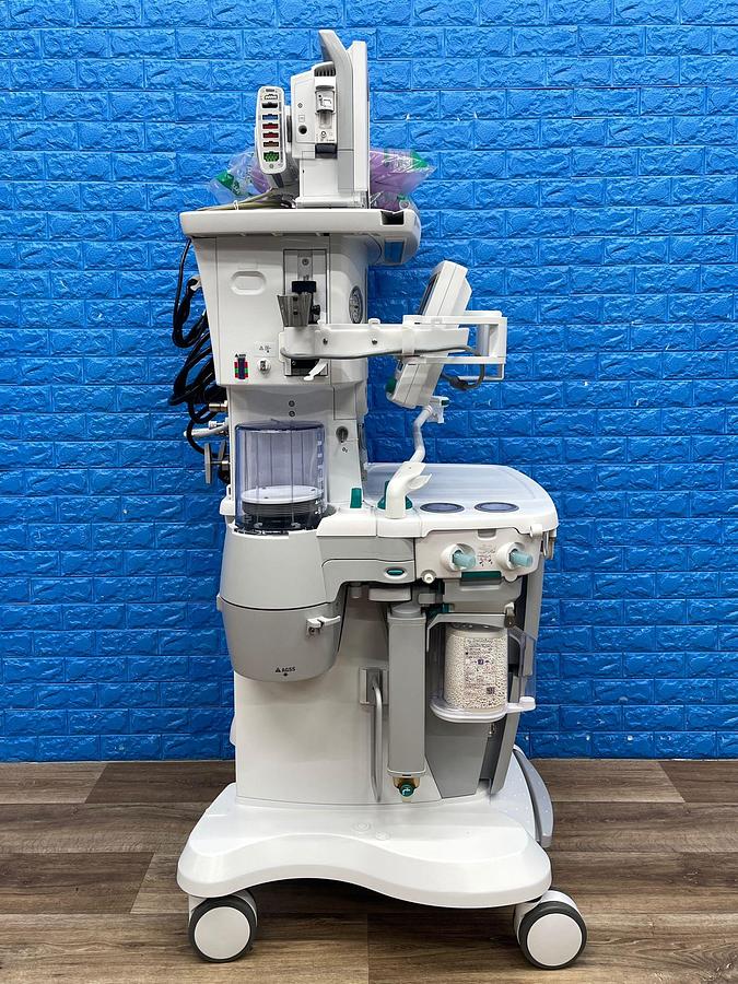 Used  GE Aespire View Anesthesia YOM: 2015 Include GE B450 Patient Monitor With E-miniC Gas Module And Leads YOM: 2015 