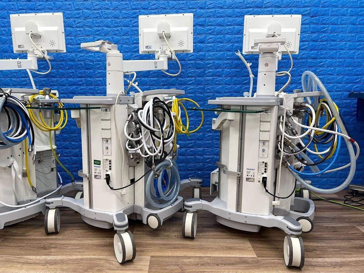 Used MAQUET FLOW-i
