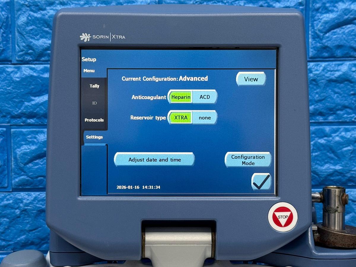 Used Sorin Xtra Auto Transfusion System REF: 75220 YOM: 2013 SN: BO22976  L13 Include Sorin Xvac Pump REF: 75306 YOM: 2015 SN: BO27119N15