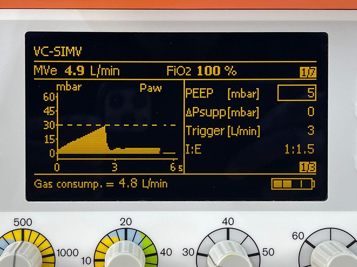 Used Dräger Oxylog 3000 Plus YOM: 2019 Brand New Battery