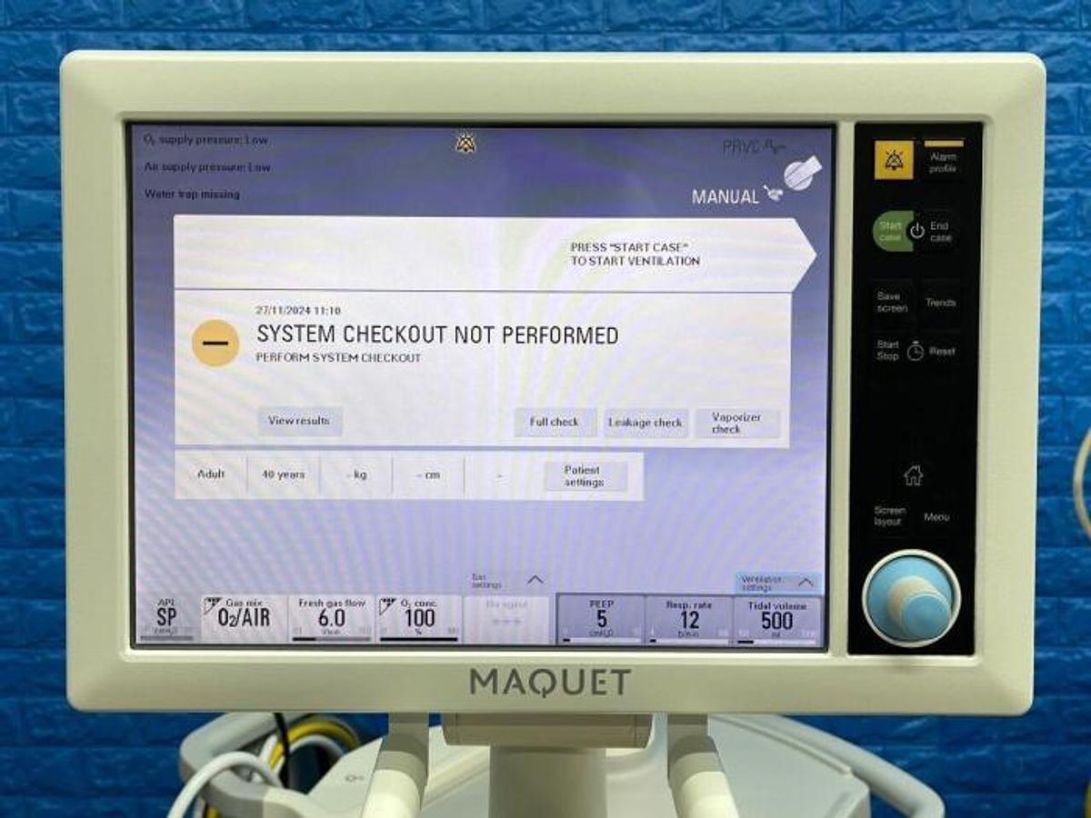 Used - MAQUET FLOW-i
