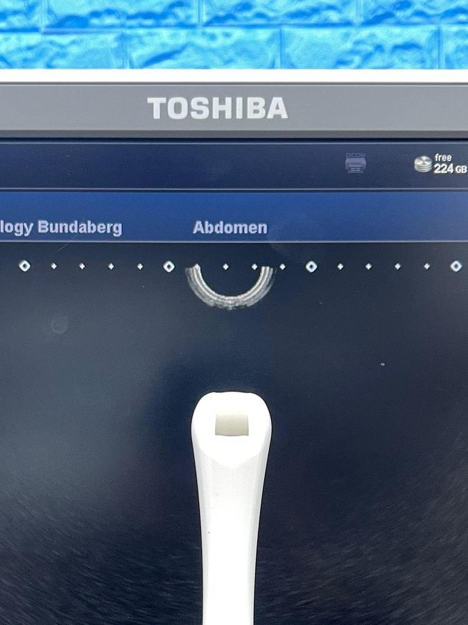 Used TOSHIBA Ultrasound Aplio 500 YOM: 2016
