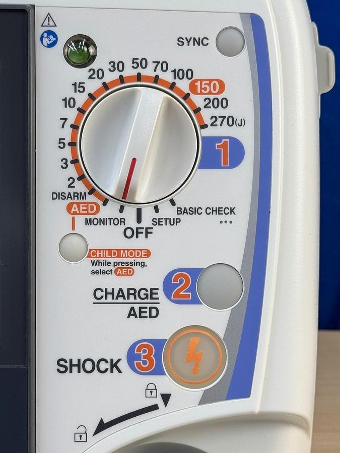 Used Nihon Kohden Cardiolife Defibrillator Model: TEC-5621 YOM: 2019