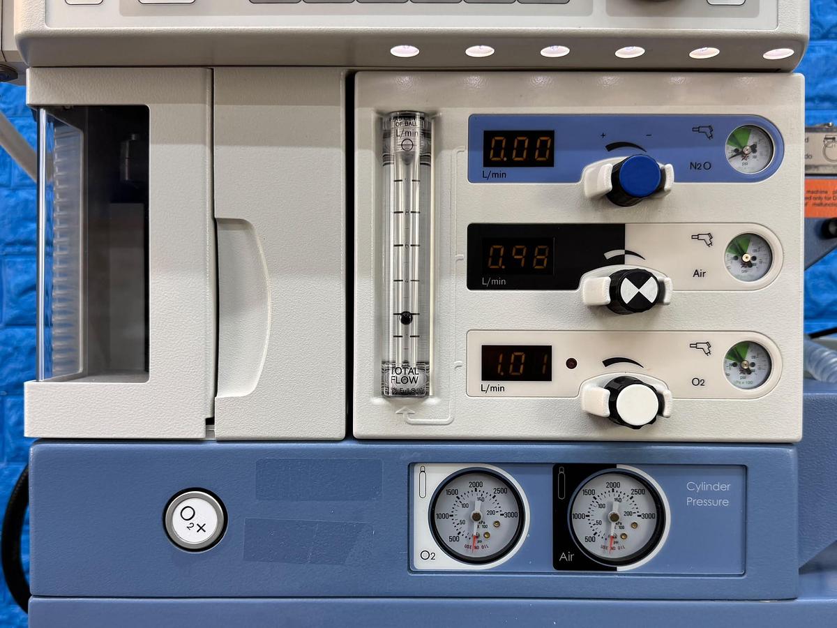 Used Dräger Fabius Tiro  YOM: 2011 
