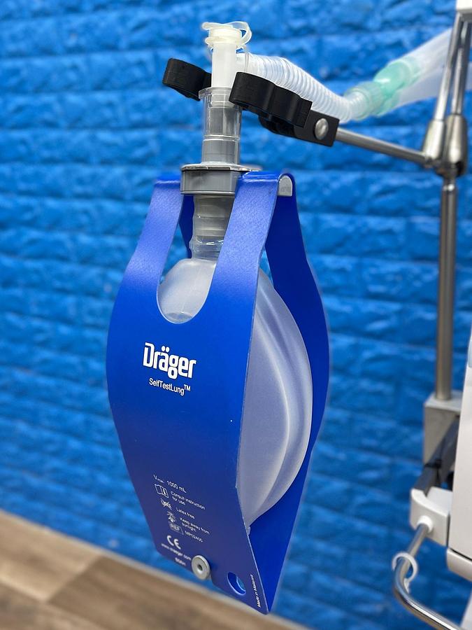 Used DRAEGER Evita Infinity V500 Ventilator YOM: 2017