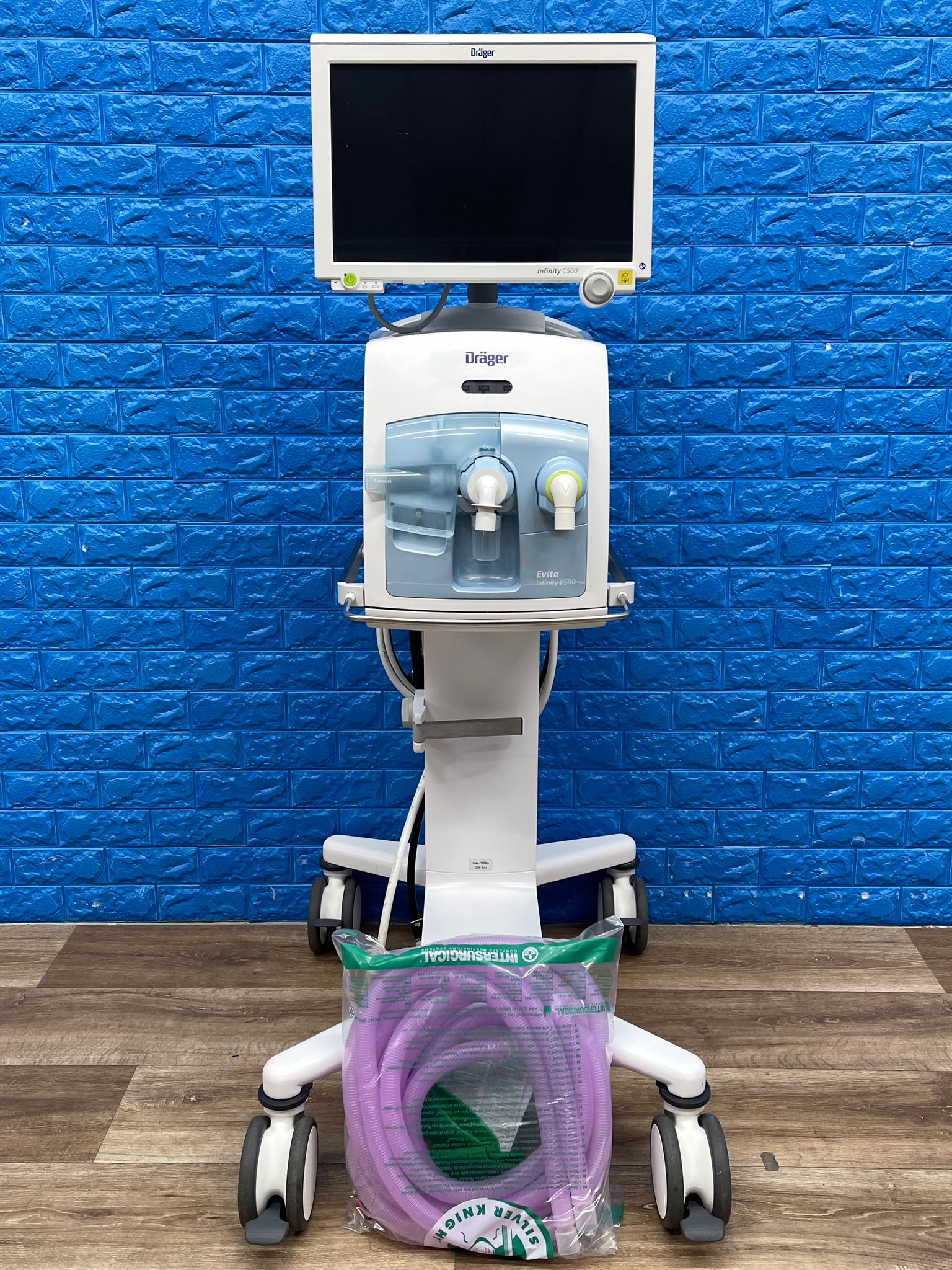 Used Dräger Evita V500 Ventilator SW: S02.51.01 Hours: 35374 YOM: 2013 