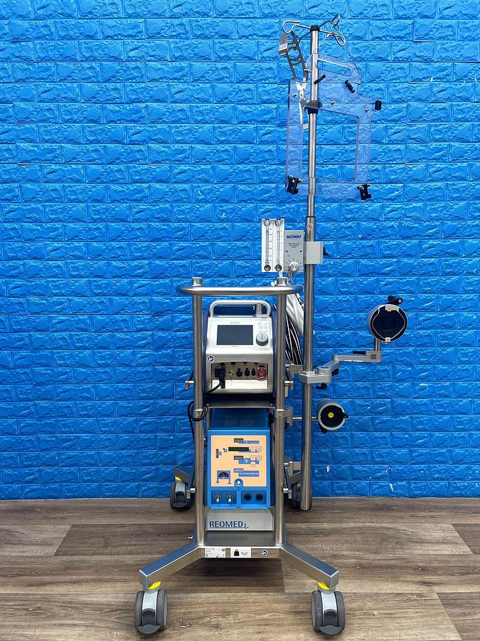 Used Maquet Cardiohelp Pump with Hico Variotherm 550 YOM: 2022 