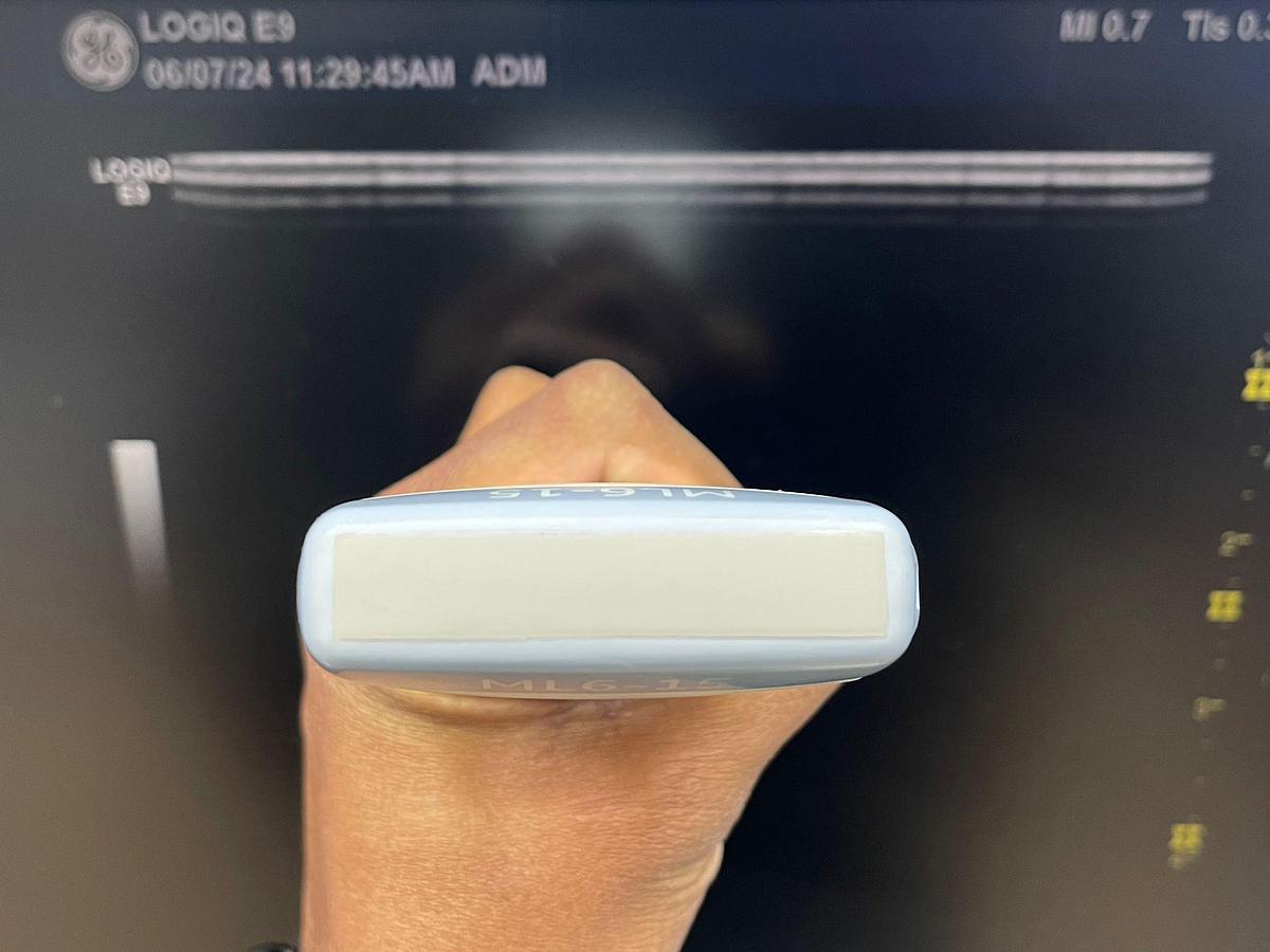 Used GE Logiq E9  YOM: 2014 With 4 Probes.