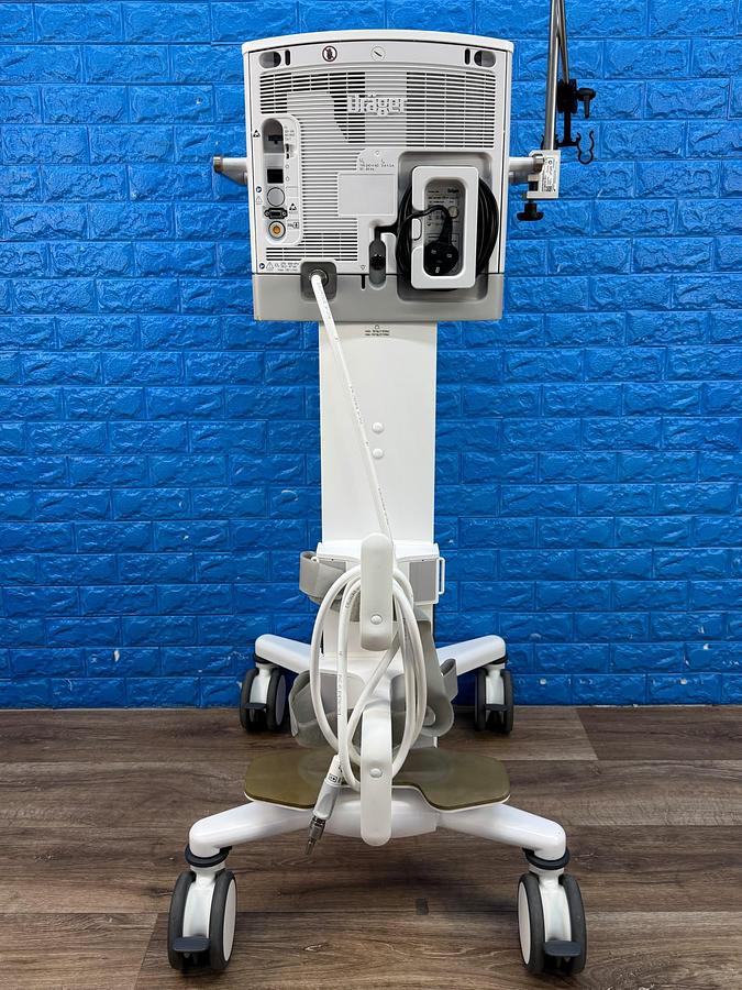 Used Dräger Savina 300 Ventilator YOM: 2020 Hours: 1547