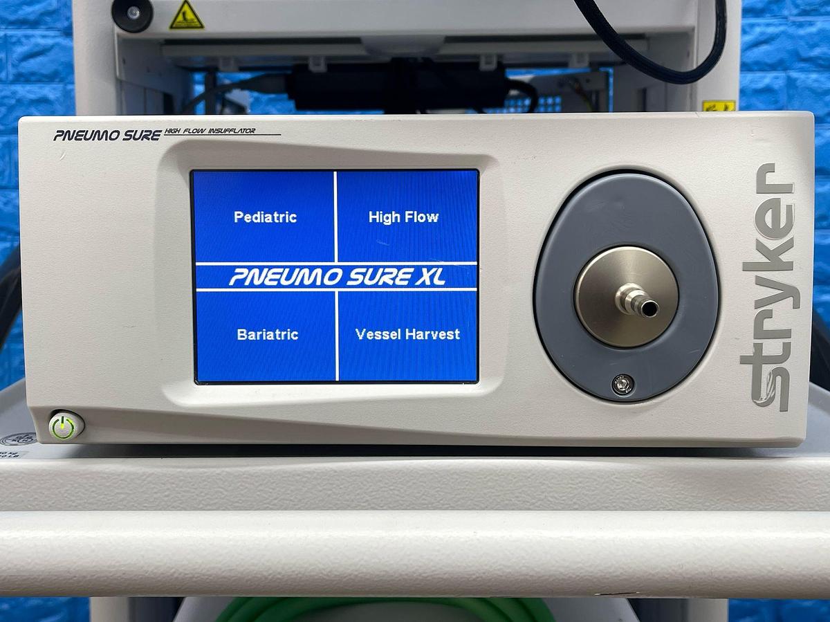 Used Stryker 1688 4K Tower  Lcd Monitor 4k 32” YOM: 2020