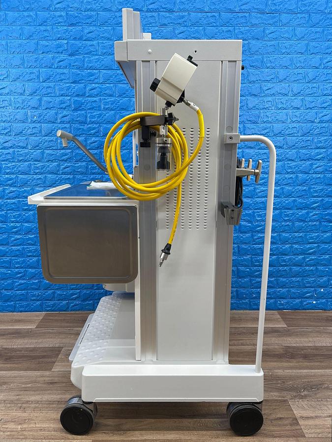 Used Datex-Ohmeda Aestiva/5 MRI YOM: 2001 SN: AMTE 00205