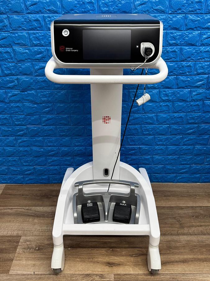 Used Ethicon GEN 11 YOM: 2020 Include Foot Switch