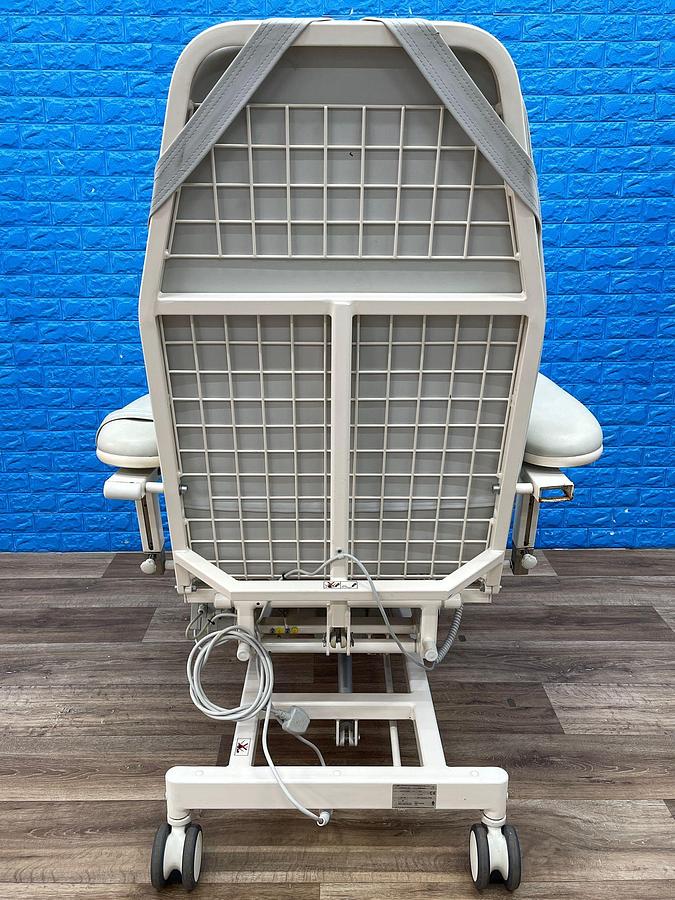 Used Digiterm Comfort-4B Dialysis chair with remote 