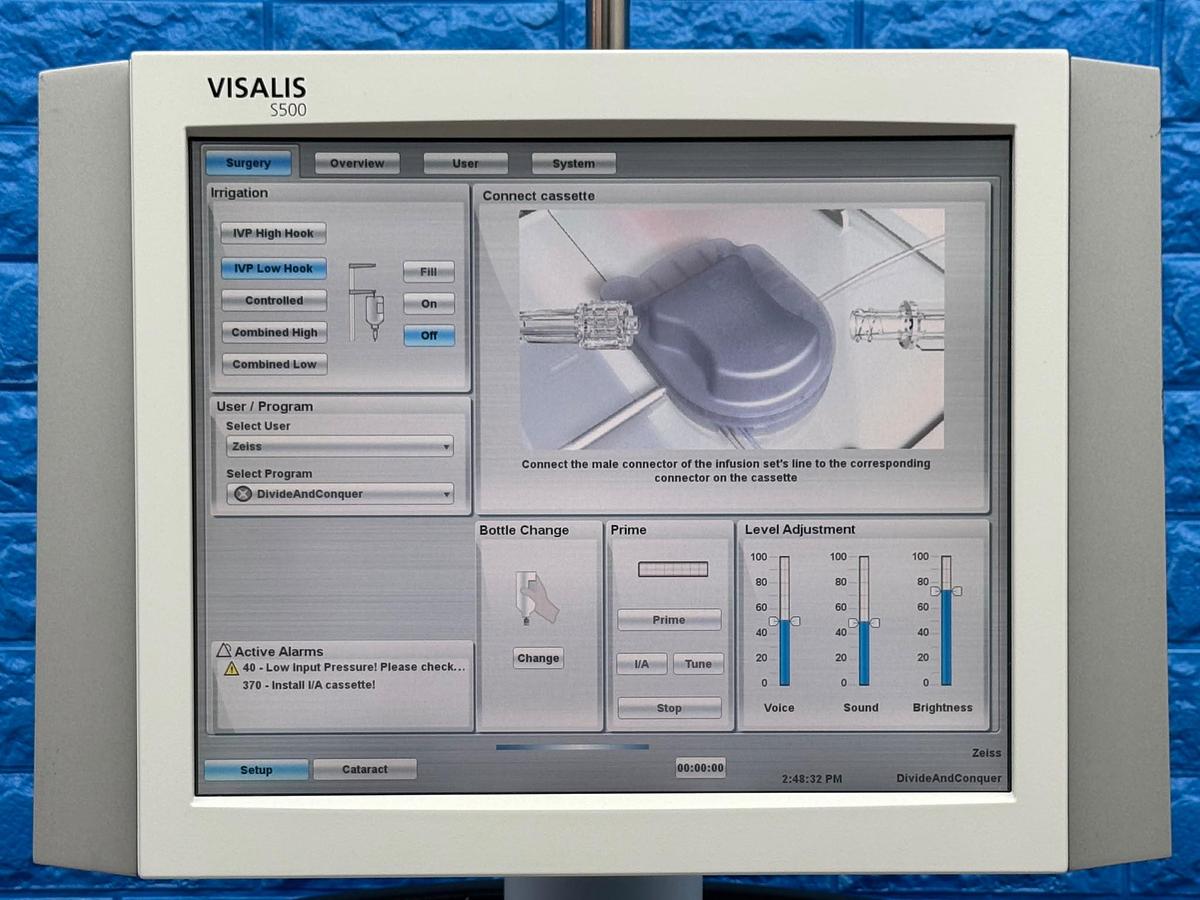 Used CARL ZEISS Visalia S500 REF: 640420 with 3 Hand Pieces YOM: 2013