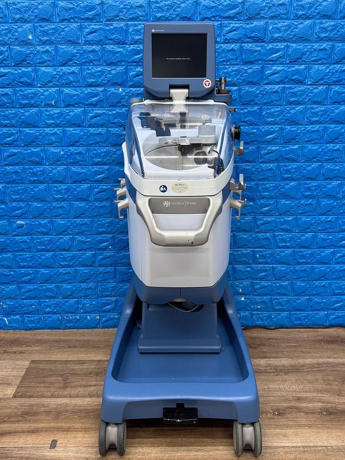 Used Sorin Xtra Auto Transfusion System REF: 75220 YOM: 2013 SN: BO22976  L13 Include Sorin Xvac Pump REF: 75306 YOM: 2015 SN: BO27119N15