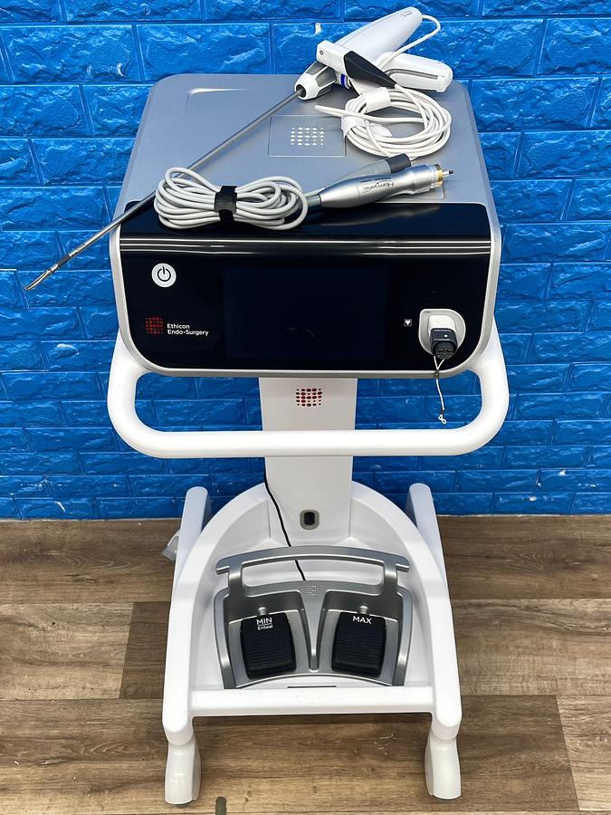 Used  Ethicon GEN 11 YOM: 2012  With 2 Hand piece  -1 Ethicon Enseal  -1 Ethicon Harmonic  Unlimited Uses